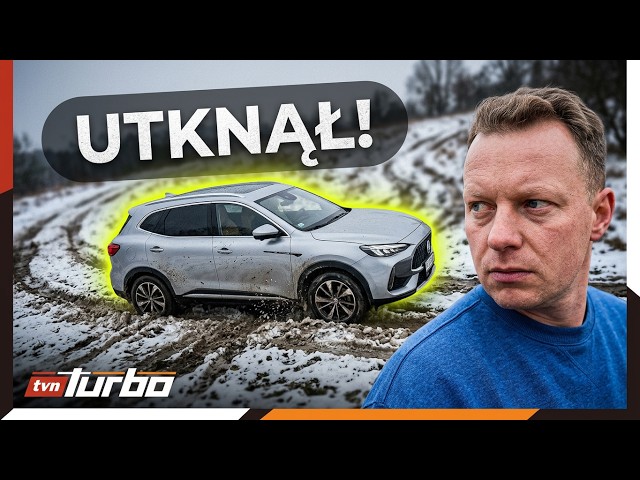 MG HS Hybrid+ 🆚 Jeep Compass - which one will conquer the wet and slippery hill? | Moto Kombat