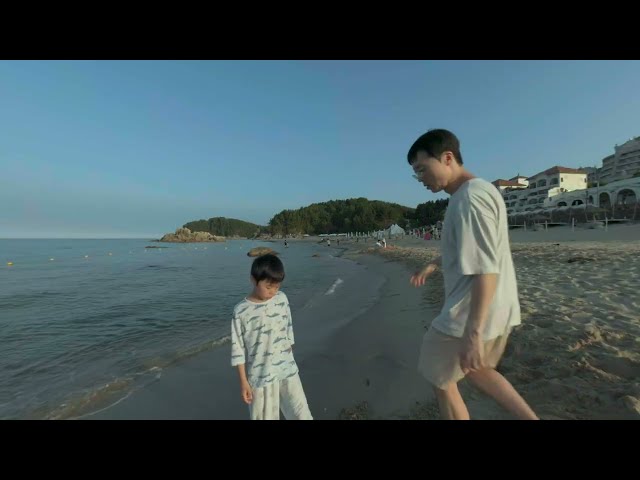 [VR180 8K 3D]  Visiting SOL BEACH YangYang Resort