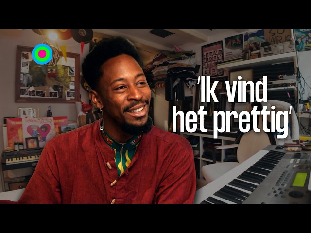Musician Jaïr lives in the heart of Amsterdam in 12m2 | BinnensteBuiten S11#173 | KRO-NCRV