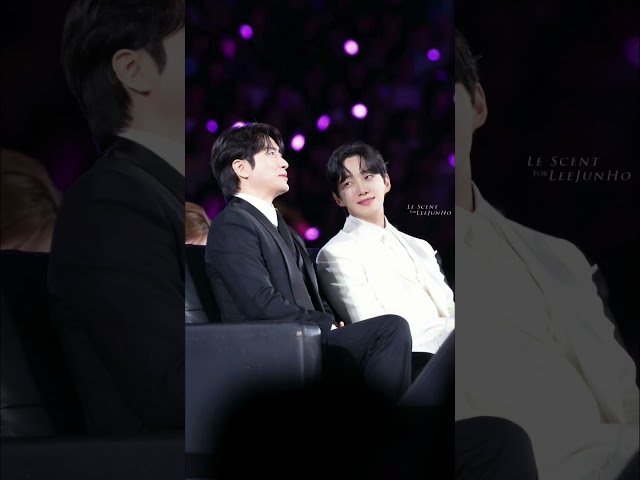 #이준호 #준호  #우리집준호  #2pm준호 #ジュノ#LEEJUNHO #JUNHO #李俊昊 #CASHERO #캐셔로이준호#캐셔로 #태풍상사 #typhoonfamily #AAA