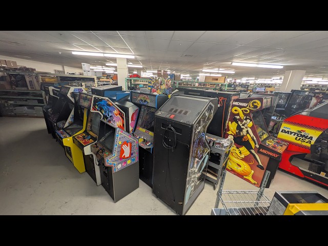 THOUSANDS of Video Games in the Basement at Strong Musuem of Play
