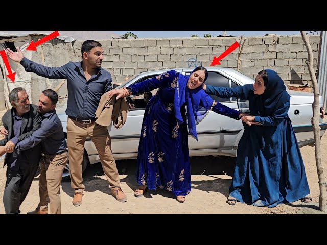 Afsaneh’s bitter confrontation with the father who no longer accepts her.