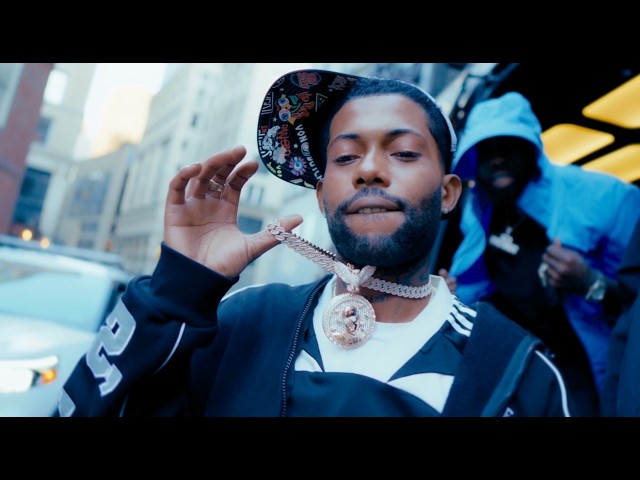 Skippa - Fast Button (Official Music Video)