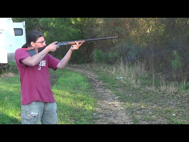 Single shot shotgun speed loading