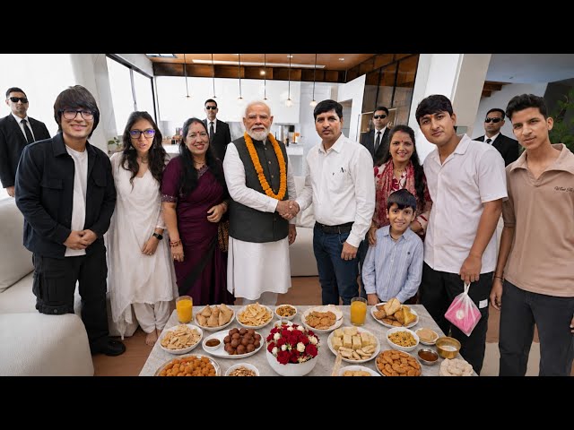 Finally I Meet Modi Ji 😍 || Sourav Joshi Vlogs