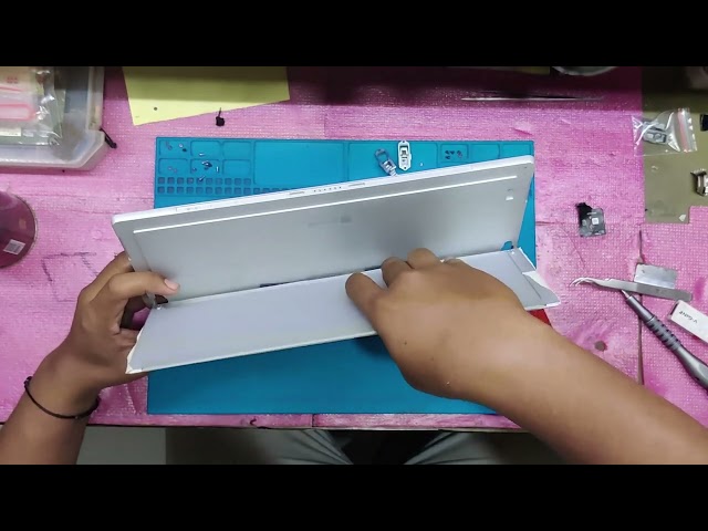 Surface Pro 6 Hinge Replacement