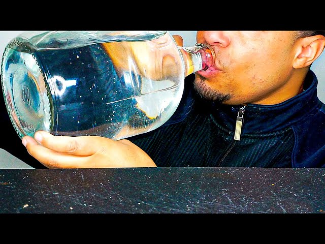 ASMR DRINKING GALLON OF WATER GLASS BOTTLE SOUNDS NO TALKING MUKBANG *BIG GULPS* CHUGGING CHALLENGE