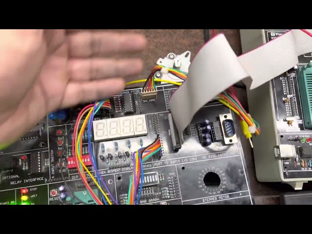 Vinytics stepper motor running using 8051 microcontroller kit by Amit verma