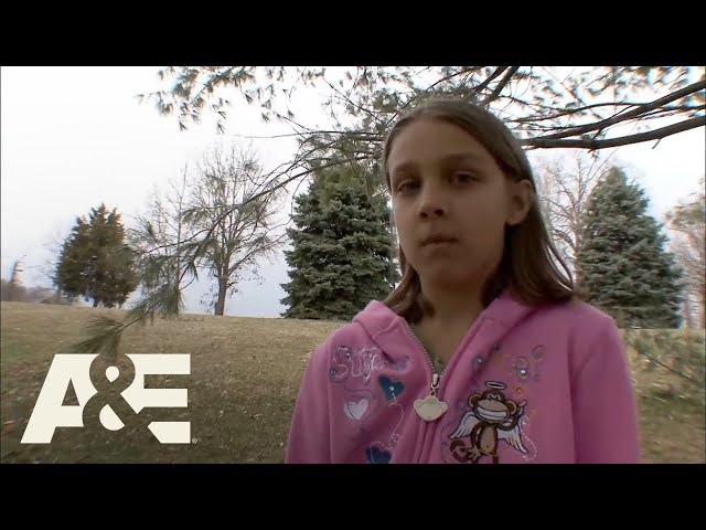 Psychic Kids: Ghosts Talk to Faith (Season 1 Flashback) | A&E