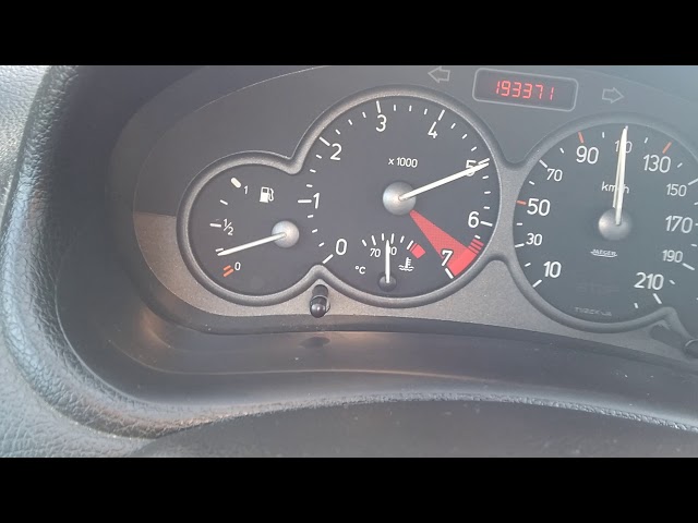 Peugeot 206 1.6 16v 110cv (0-150 kmh)