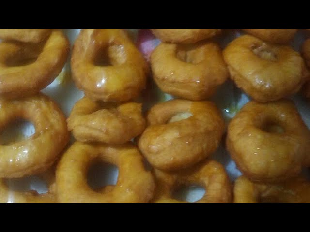 HOW TO MAKE DOUGHNUTS AT HOME WITHOUT  YEAST.