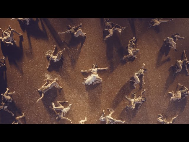 CLARA - URAGANI (Official Video)