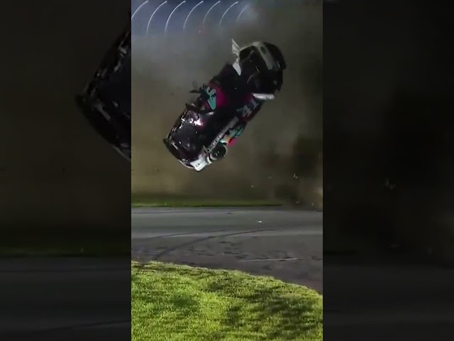SCARY CRASH AT DAYTONA  #nascar #racing #crash #daytona