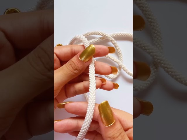 Beautiful & Easy DIY Seed Bead Crochet Necklace
