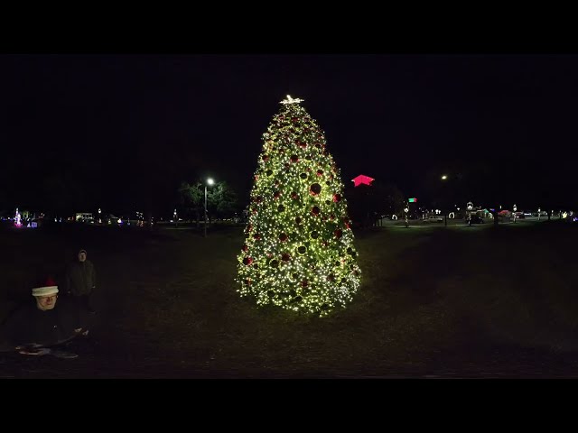 Immersive VR Walk Through Foley’s Downtown Festive Christmas Displays