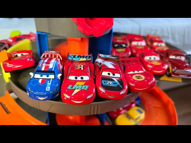 Disney Pixar Cars Spiral Track Test Review | Lightning McQueen & Friends