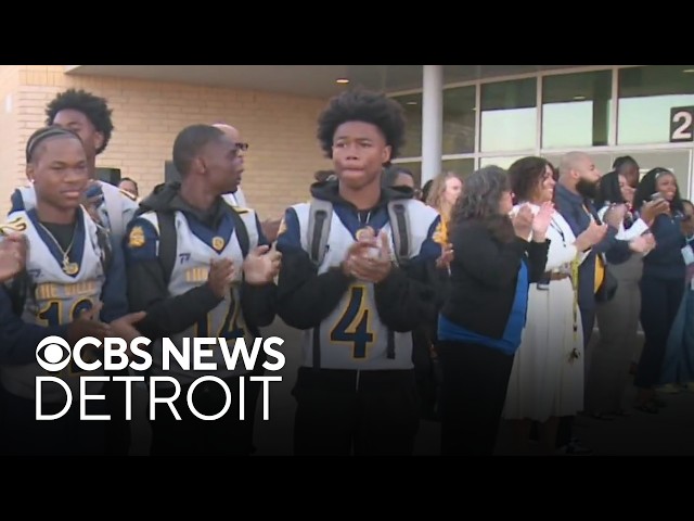Clap-in tradition for first day of school