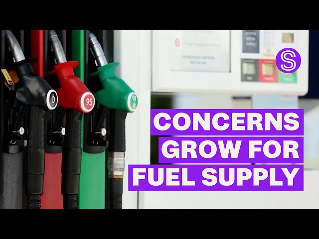 Fuelling tensions as drivers ignore warnings not to panic-buy petrol | Stuff.co.nz