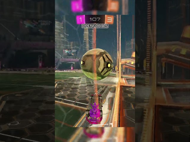 TUTORIAL ON HOW TO MISS OPEN NETS 🙃 (part 5) | #B3AU #rocketleague #rocketleagueenglish #rocketle...