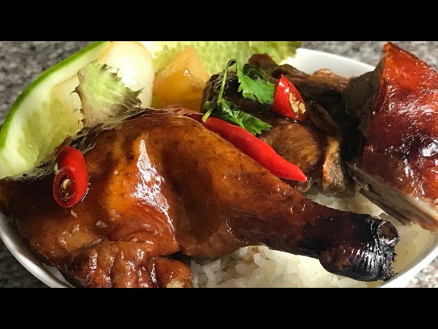 The Perfect Holiday Dinner 🦆 I Tried Authentic Chinese Peking Duck & Tasty Chinese Sweet 🐖 Sour Pork