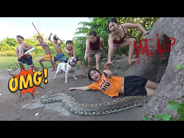 Giant Python Attack Near Hidden Cave?! Crazy Rescue of Jungle Hunter!