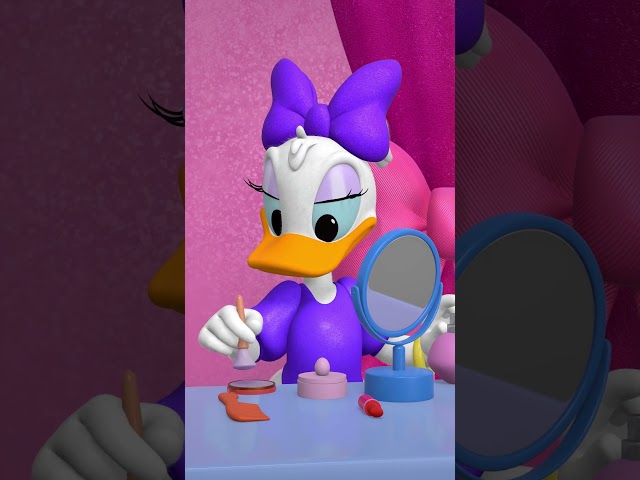 Get ready with Daisy Duck! 💜🌼 | Mickey Mouse Clubhouse+ | Disney Jr.