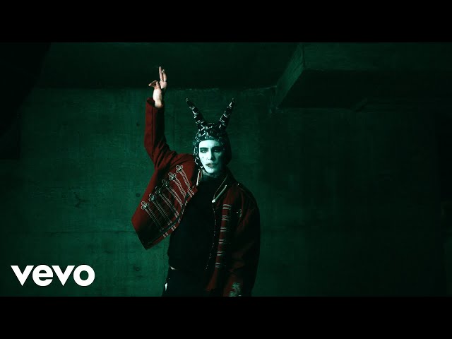 Jagwar Twin, sir lucius - welcome to the circus (low budget video)