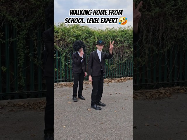 Walking home from school 🤣 #airwalk #dancechallenge  #tutorial #dance