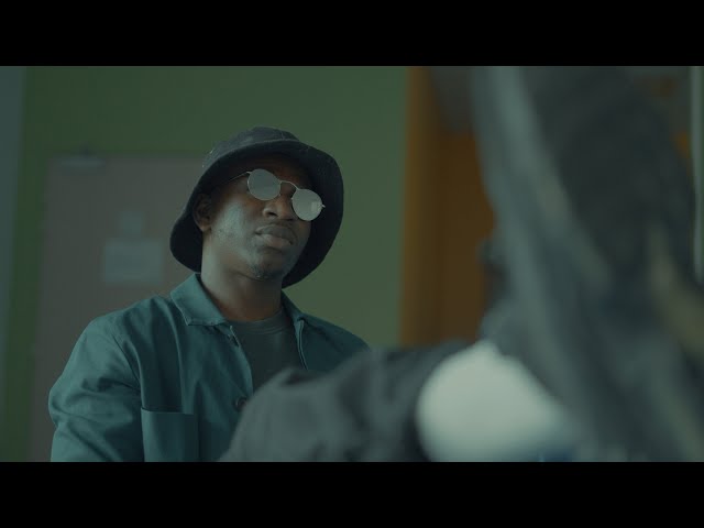 HAMO4.9 CLOPE SOUS LA PLUIE (CODE3)