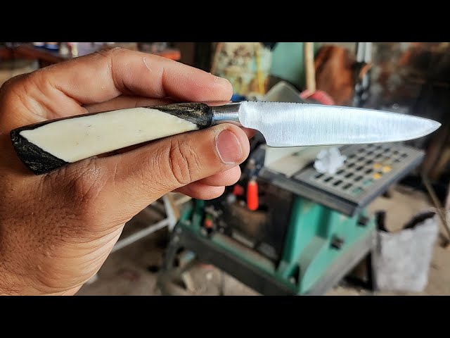 Forging a Small Knife - Knife Making