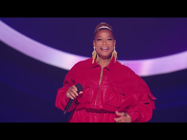 Host Queen Latifah Opens the Show [52nd American Music Awards]