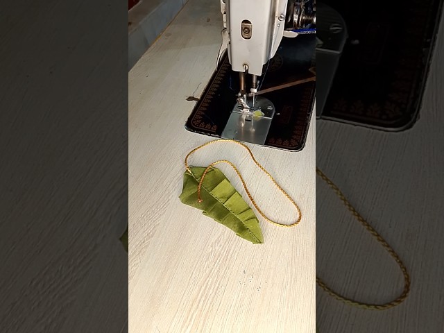 Beautiful Latest Blouse Latkan Design /Latkan Banane ka Tarika / New Model blouse latkan #trend #yt