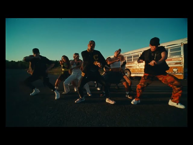 Rauw Alejandro — Perreo Pesau’ (Video Oficial)