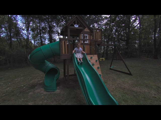 Casual Calf VR180 3D Test in the backyard!