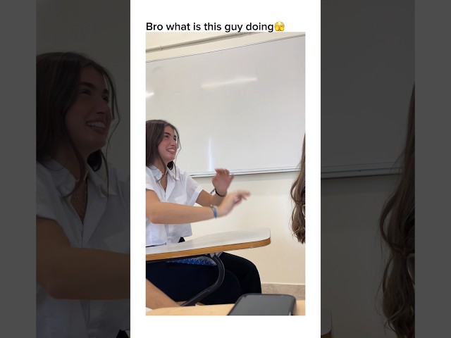 Subscribe for more coding tips⬆️#trending #coding #ai #yt #shorts #viral #cs #tech #prank #class