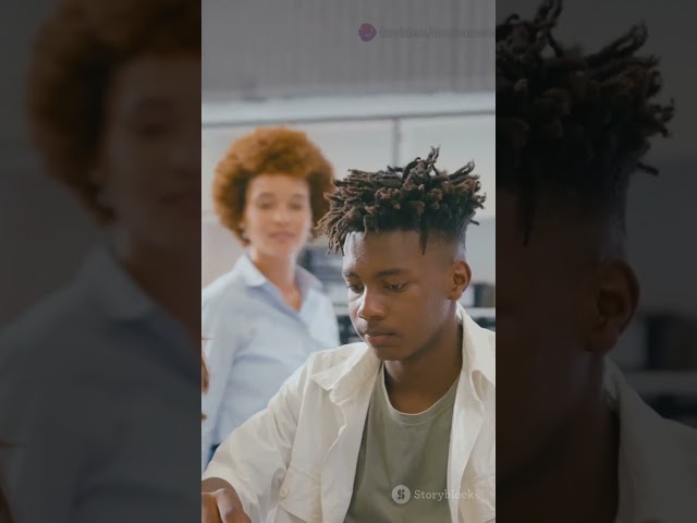 Education in 2050: A Revolution Without Schools! 🚀📚