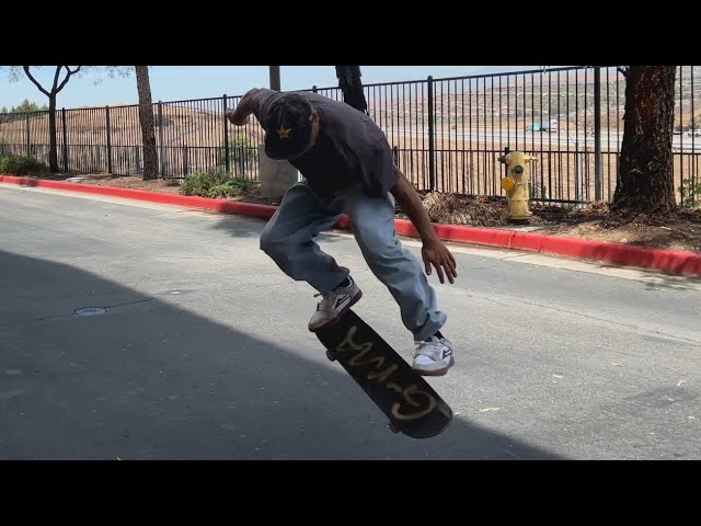  Kickflip / Fakie flip tutorial & (MIC CHECK)