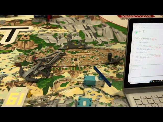 FLL Spike Python - synchronous and asynchronous