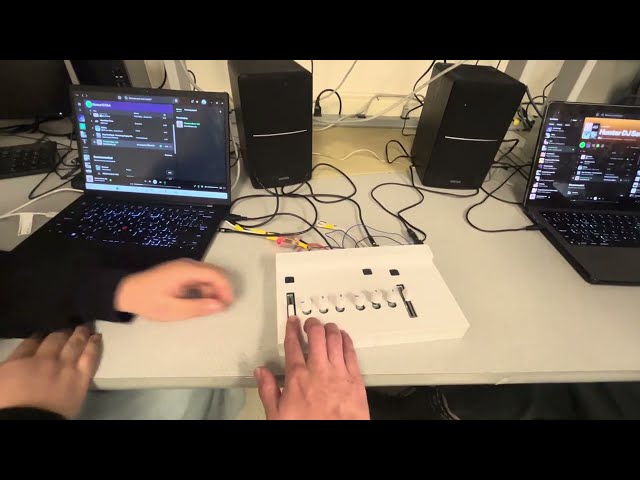 DJ Mixer implemented with Raspberry Pi Pico