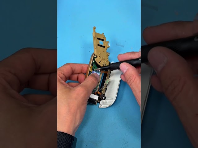 Easy Nintendo Switch Repair 🔥🤙 #electronics #repair #gaming #nintendoswitch #diy #tutorial