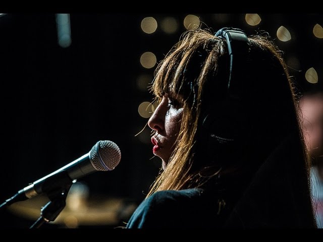 Capsula - Mejor No Hablar De Ciertas Cosas (Live on KEXP)