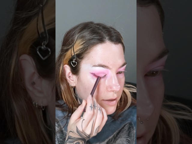 eyeliner tutorial featuring my sentimental london eyeliner 🫶 @MarcJacobsBeauty @MarcJacobsIntl