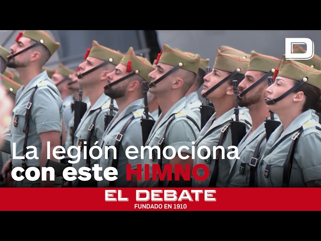 La Legión emociona cantando 'el novio de la muerte' tras su desembarco en Málaga