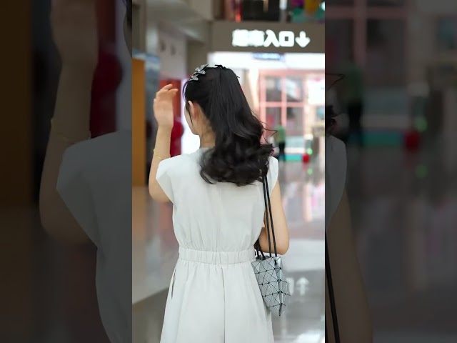 Just pinch and clip, wear  more beautiful! Love it! #wig #ponytail #hairstyle #chicandyouthful