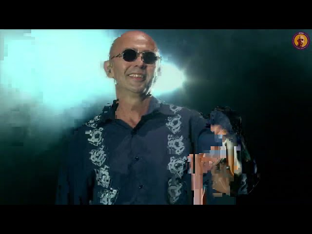 Un poco de amor francés - Estadio Único de La Plata - Indio en Concierto [2008] Full HD