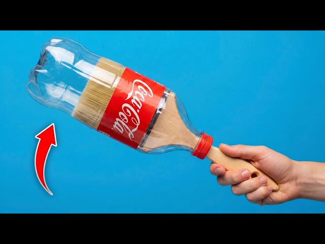 An invention that astonishes the whole world! Put a brush into plastic bottle and see what happens!