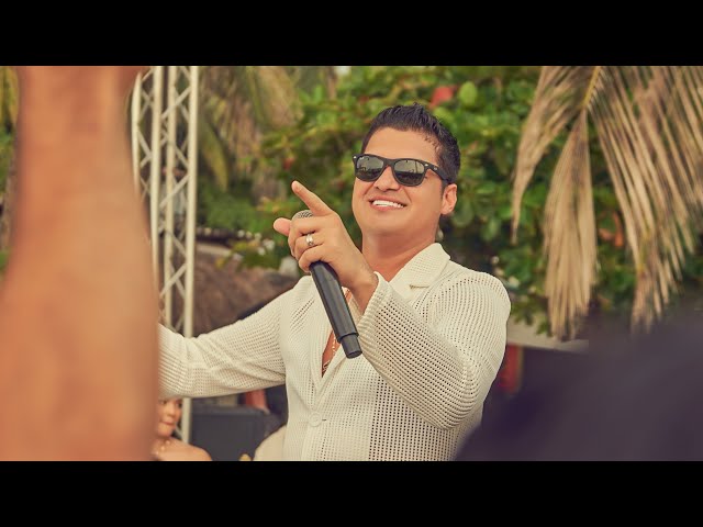 LOS QUE MÁS BEBEN - Elder Dayán Díaz y Lucas Dangond (Video Oficial)