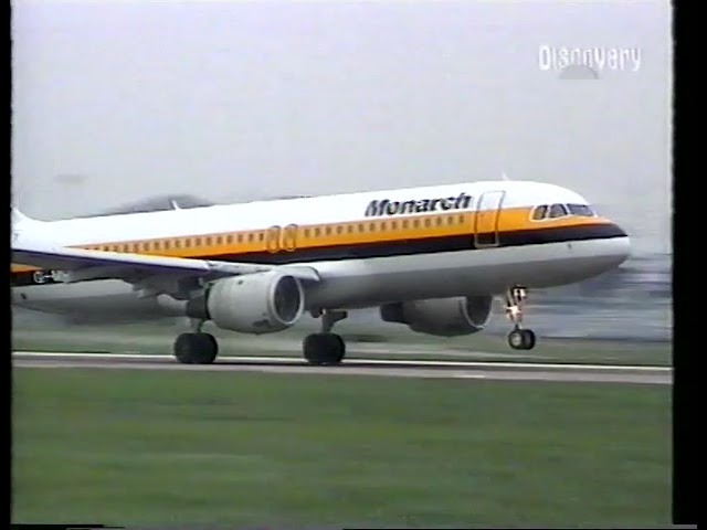 Flight Deck A320 Pt 1