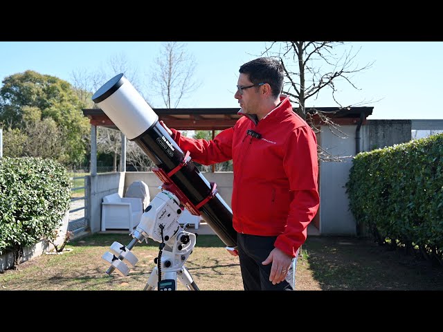 SkyWatcher EVOSTAR 150 ED apochromatic refractor with SESTO SENSO