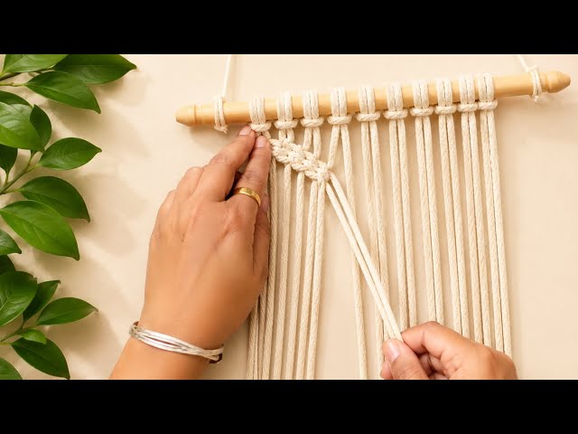 Macrame - Easy Macrame Wall Hanging - DIY Macrame Design Tutorial - DIY Macrame 